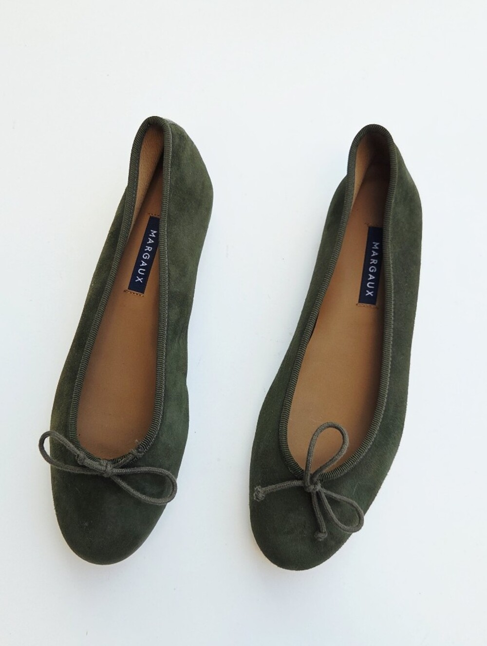Margaux The Demi ballet flats in an olive green suede 38 8 Wide - Picture 2 of 7
